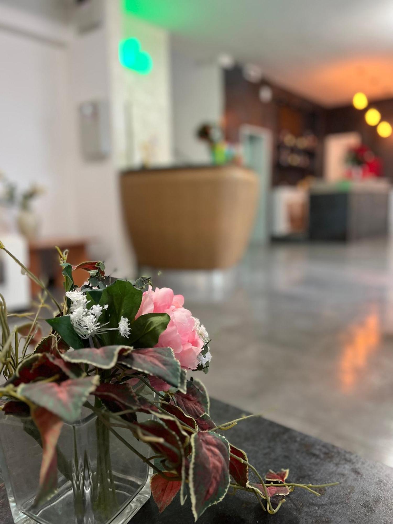 Hotel Miro Ρίμινι Εξωτερικό φωτογραφία